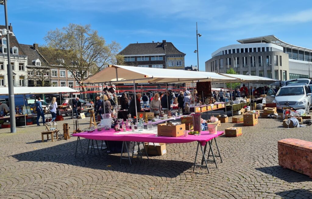 Jaarlijkse bazar in Harderwijk